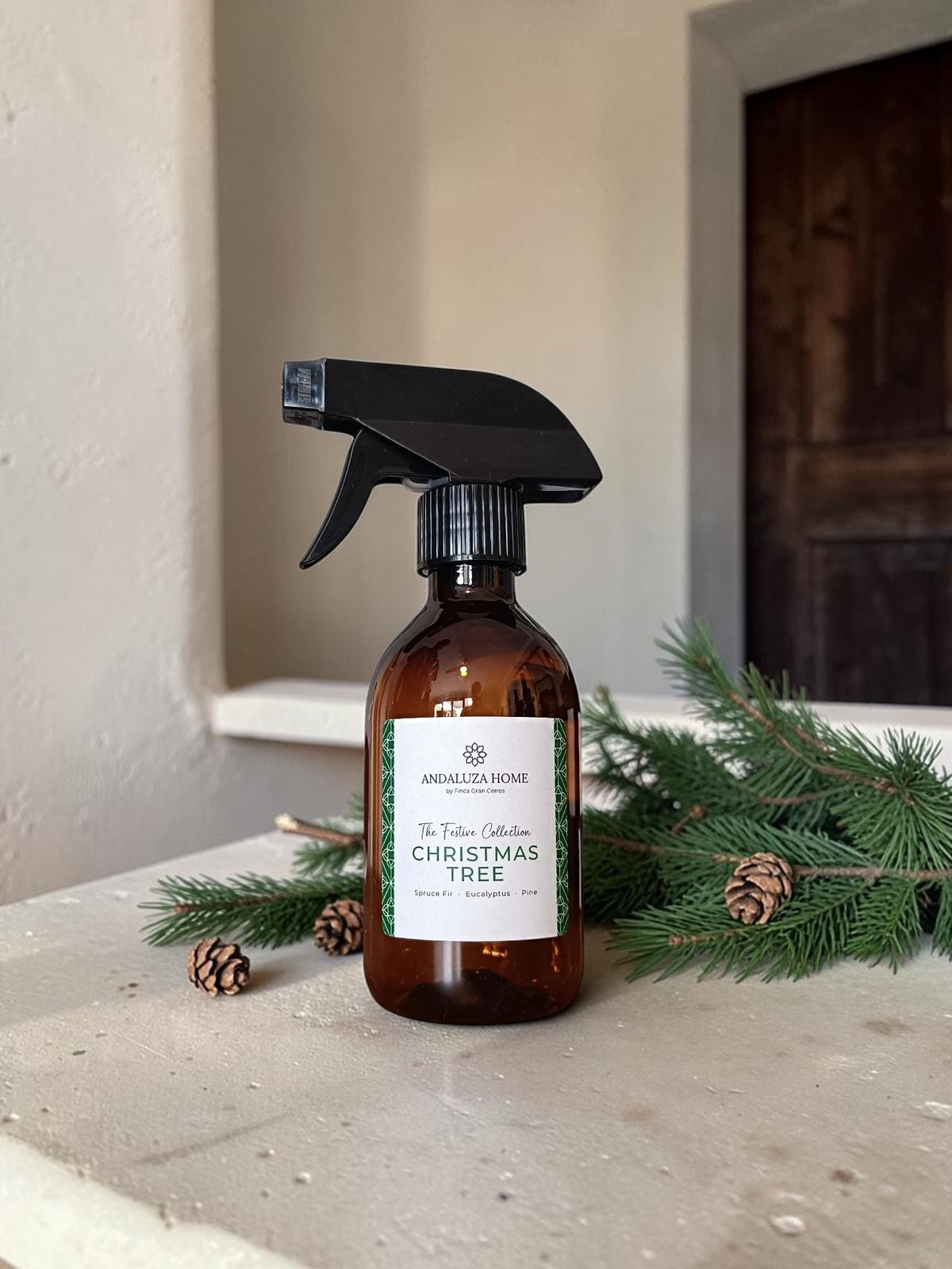 Christmas Tree Room & Linen Mist